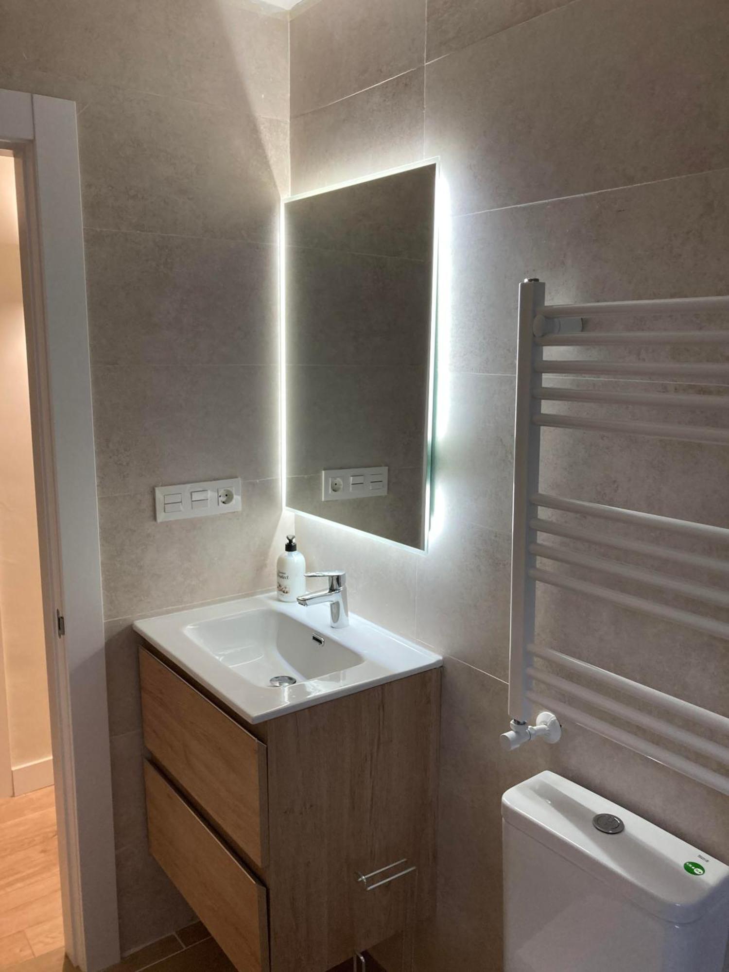 Ferienwohnung La Ventana De Foncalada Exterior Tranquilo Pleno Centro Parking Gratis Wifi Oviédo Exterior foto