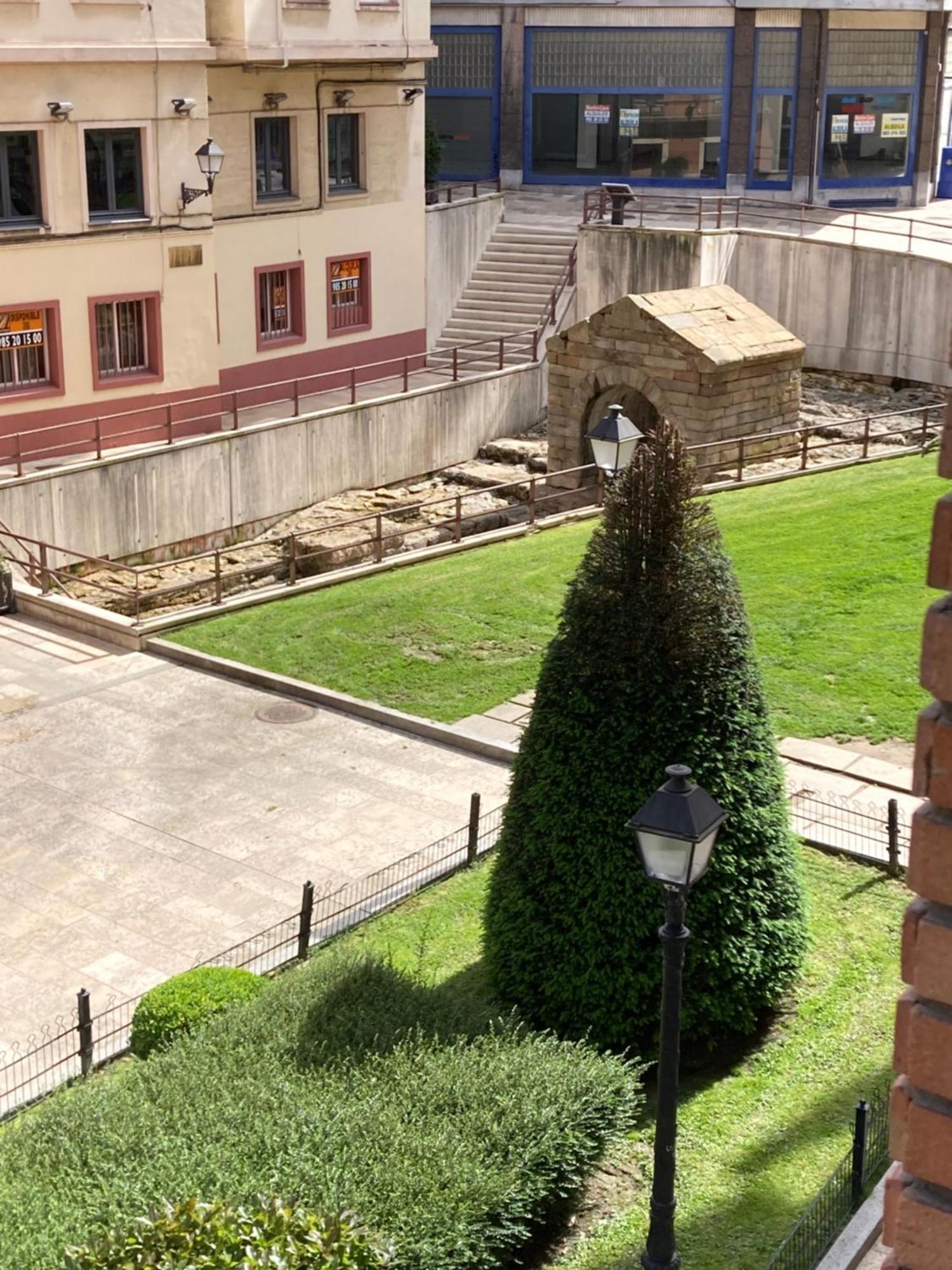 Ferienwohnung La Ventana De Foncalada Exterior Tranquilo Pleno Centro Parking Gratis Wifi Oviédo Exterior foto